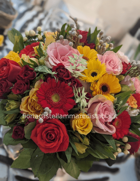 Bouquet colors misto di fiori